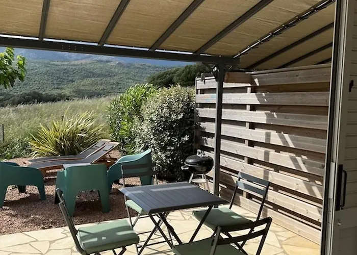 Patios Di Pruno * Figari (Corsica)