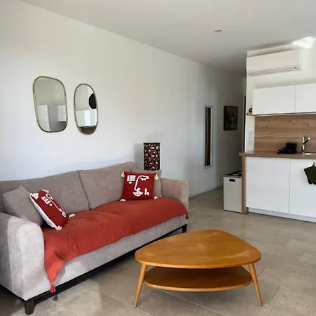 Patios Di Pruno T2 Holiday home *