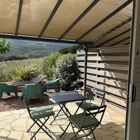 Patios Di Pruno T2 * Figari (Corsica)